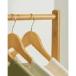 Kép 6/7 - Kerekes akasztó, bambus, 100 cm széles, VIKIR TYP 3